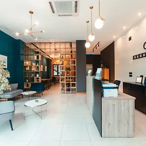 oda-tirana.albaniahotels.org/